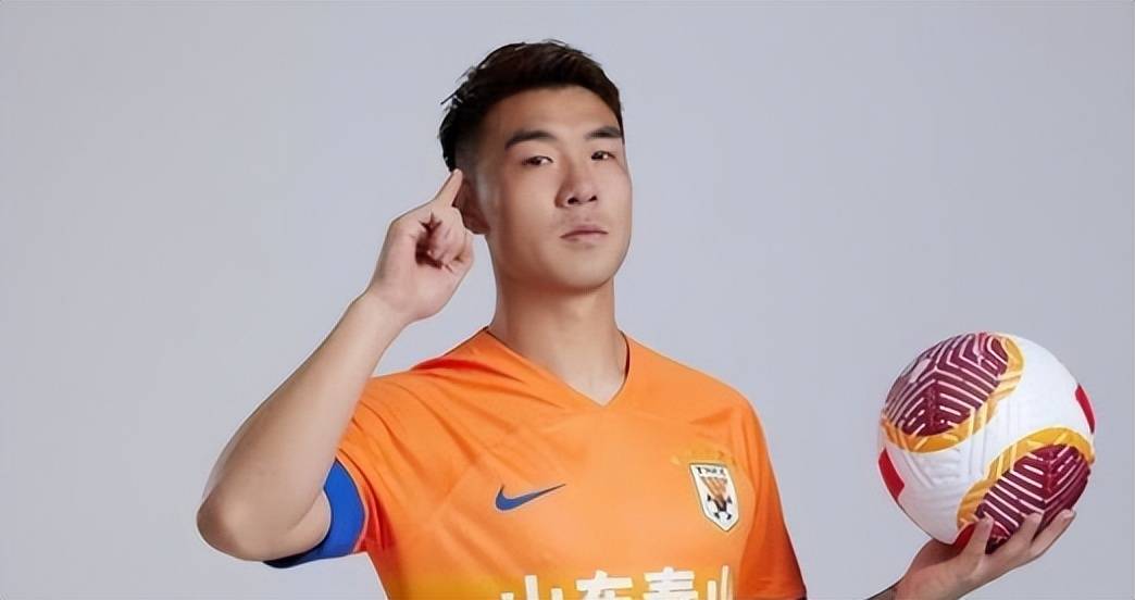 却沦为替补, 人缺阵时