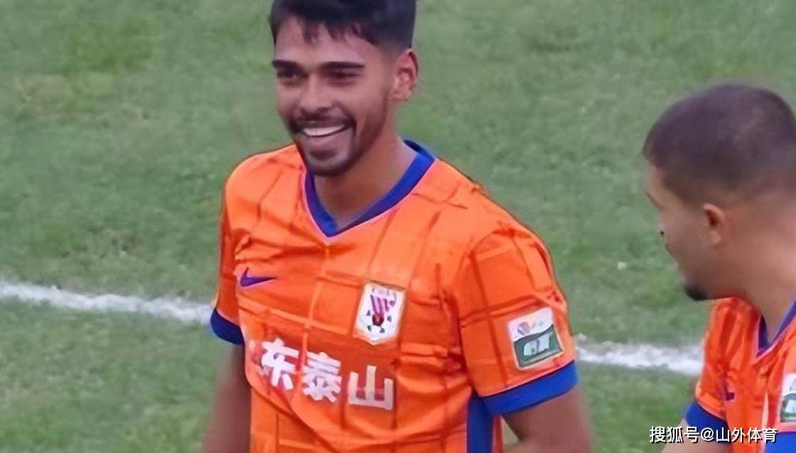 马德鲁加拖, 还多次通过