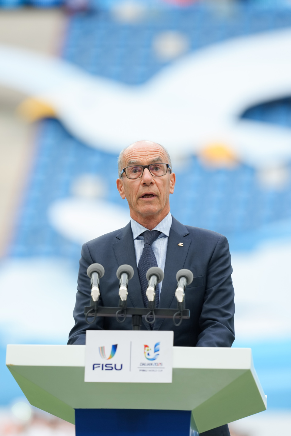 inews, bt, gIrL inews, bt, gIrL